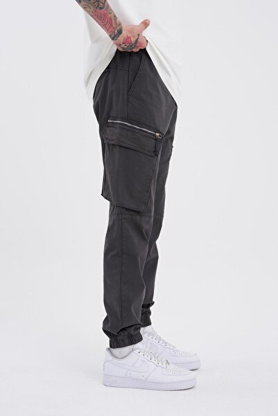 Machinist Men's Smoked Jogger Jeans - With Cargo Pocket