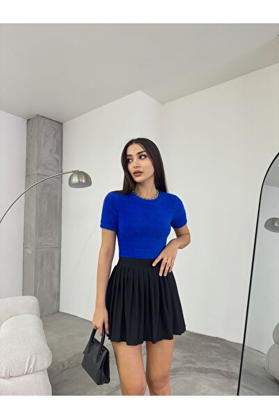 BİKELİFE Women's Crew Neck Soft Plush Crop Blouse