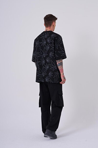 Machinist Ανδρικό μπλουζάκι με στάμπα με φύλλα κάνναβης, μαύρο μεγάλου μεγέθους