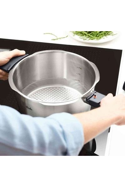 Fissler Vitavit Premium Pressure Cooker 3.5 Lt
