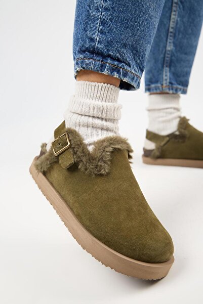 Manijero (Holly 2 Furry Platform) Women's Genuine Leather Belted Buckle Sabo Khaki Sandals