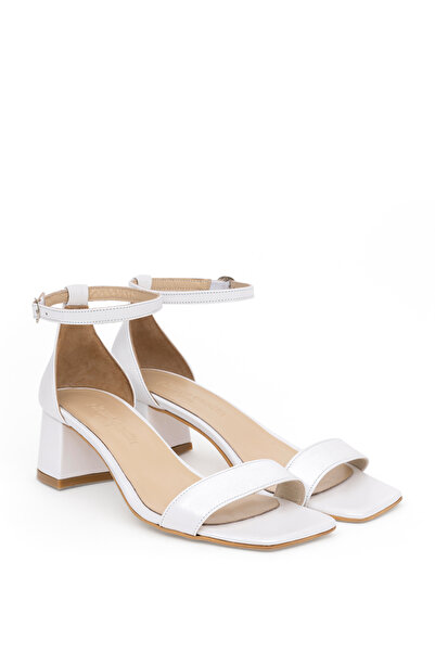 Pierre Cardin Pantofi albi cu toc înalt 50287578-VR013