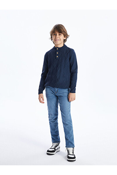 LC Waikiki Dik Yaka Kendinden Desenli Erkek Çocuk Triko Kazak