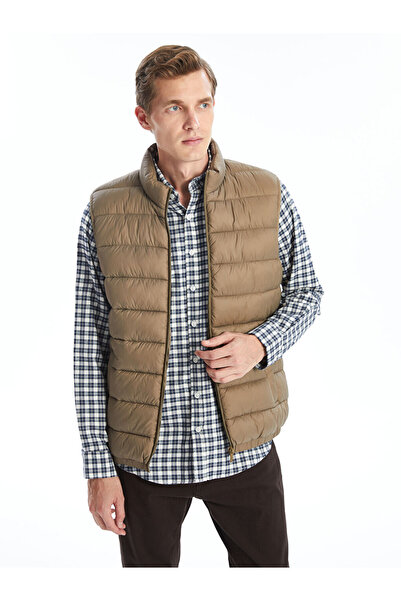 LC Waikiki Standart Kalıp Dik Yaka Erkek Şişme Yelek