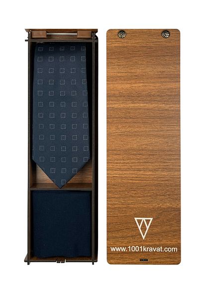 1001 Kravat Men's Gift Set with Wooden Box, Navy Blue Silk Tie and Bamboo Socks