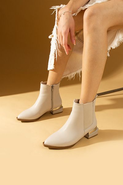 Pembe Potin Women's Beige Short Special Metal Heel Comfortable Sole Warm Lining Stylish Classic Boots