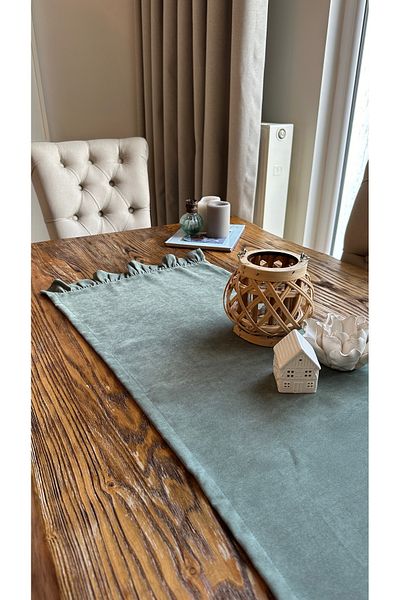 Decamor home Vintage Velvet Textured Worry-Free Green Ruffled Runner