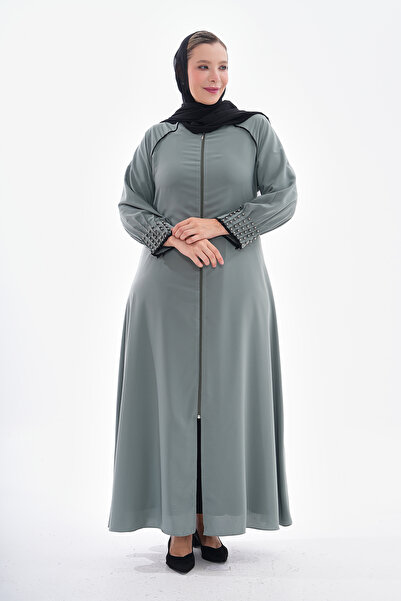 GigiTex Χακί Πράσινο Μετάξι Μενάντα - Φορέστε το καθημερινό σας φορέματο με την ομορφιά του μεταξιού, με λεπτομέρειες από αστραπιαίο μαργαριτάρι