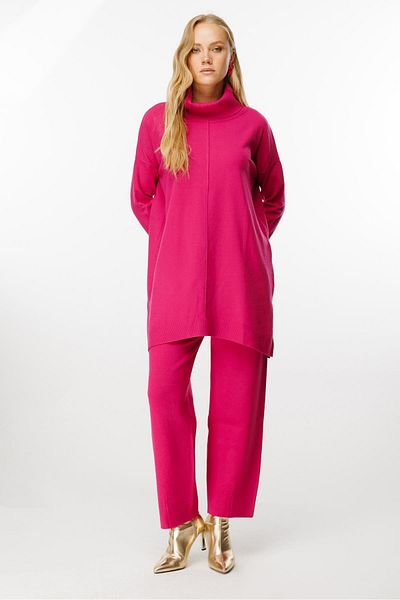 Ghisa Fuchsia Turtleneck Knitwear Set