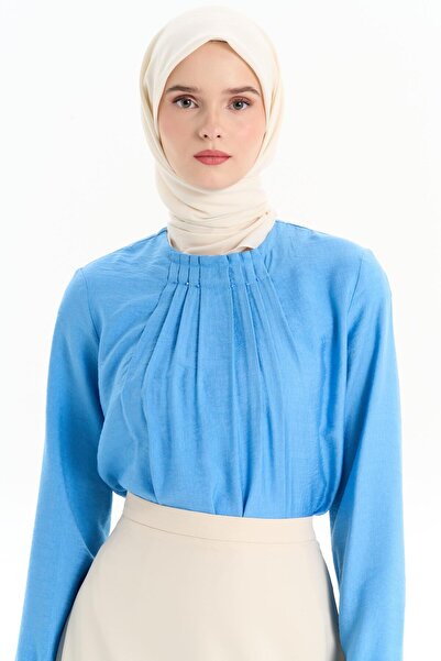 Tuğba Yakası Pileli Boncuk İşlemeli Bluz - Mavi