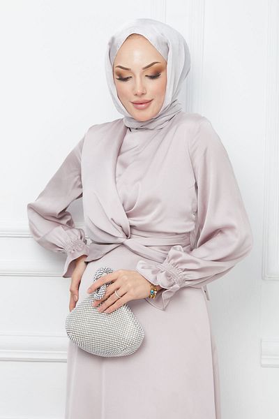 İmajButik Βραδινό φόρεμα με πέτρινο μανίκι Guipeli μπροστινή λεπτομέρεια σατέν