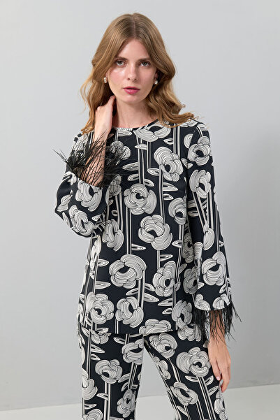 Roman Püskül Detaylı Dokuma Bluz Standart Renk K2513060_089