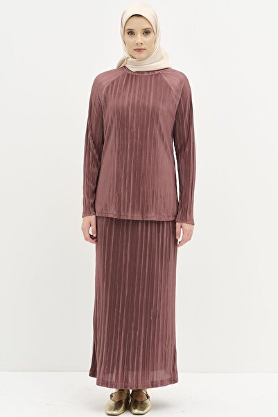 Tuğba Piliseli Bluz Etek Takım - Kahve
