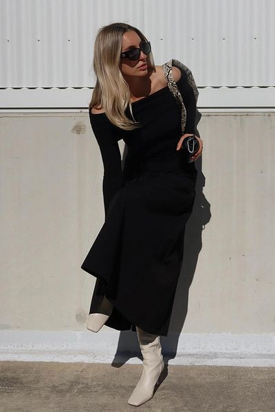 Madmext Pulover din tricot negru cu guler Madonna - Mânecă lungă MG2184