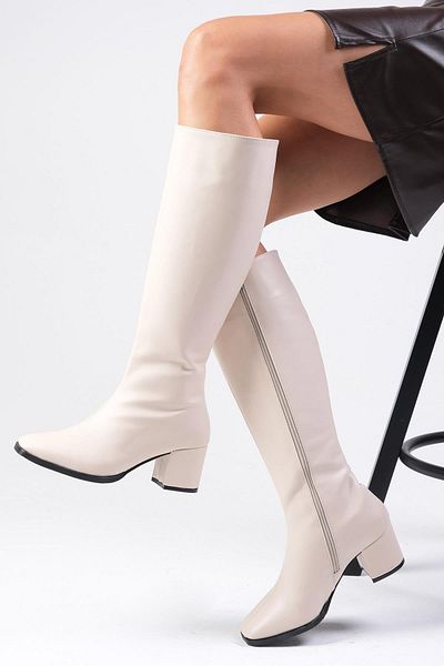 Mio Gusto Courtney Beigefarbener seitlicher Reißverschluss, dünne, mit Kunstpelz gefütterte, stumpfe Damenstiefel mit Absatz