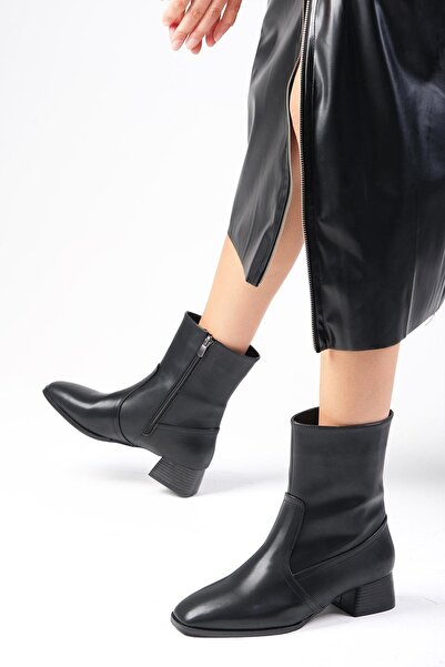 Mio Gusto Callie Siyah Renk Ince Kürk Astarlı Yandan Fermuarlı Küt Burunlu Kadın Topuklu Bot
