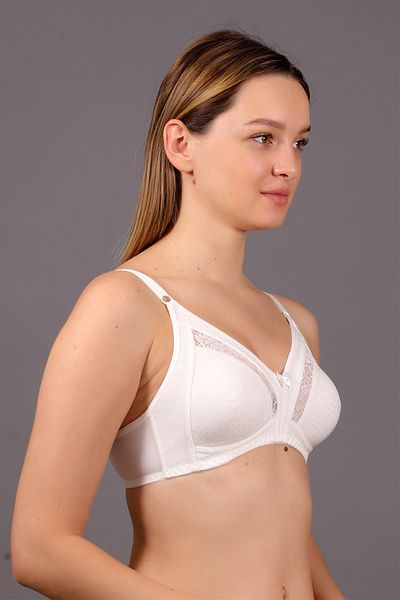 KEZOKİNO Model Definition: Women's Unassisted B Cup Bra
,331740