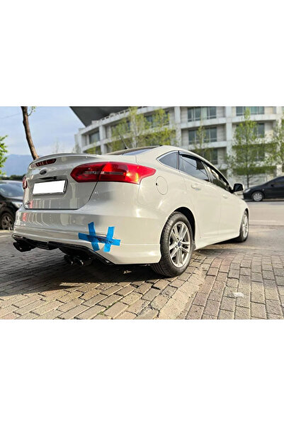 HasAkman Ford Focus 3 Sedan Arka Ek Karlık Mat Siyah Plastik Makyajlı Kasa - ...