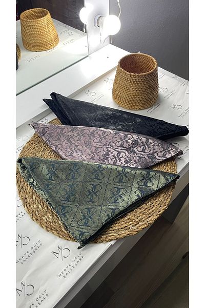 Serra G Pattern Scarf