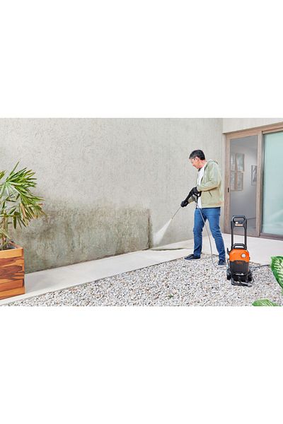 Black&Decker 2000W 2100PSI Corded Compact Pressure Washer