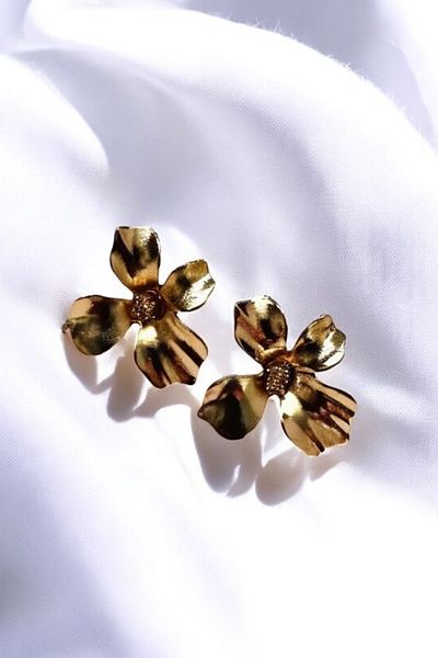 PETEK AKSESUAR Mini Flower Earrings