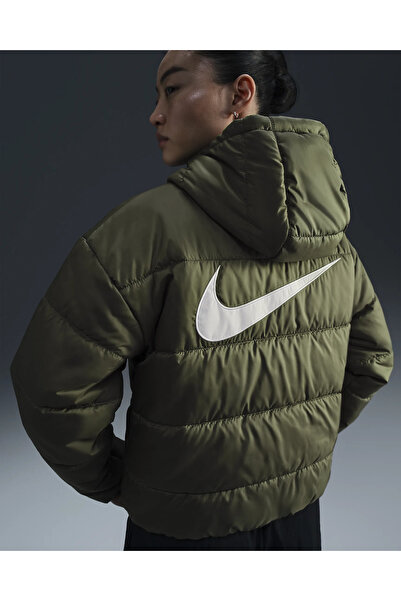 Nike Sportswear Classic Puffer Therma-fıt Bol Kesim Kadın Montu