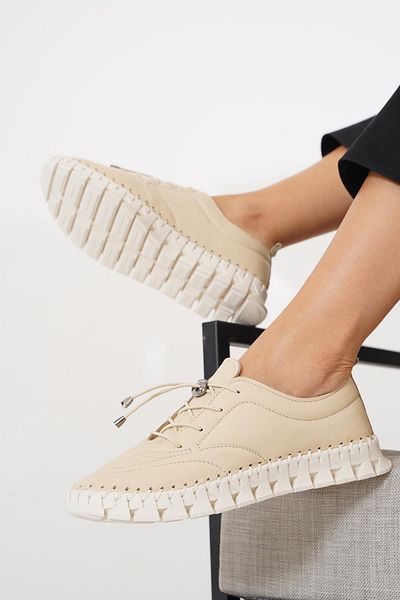 Moda Pie Pantofi de damă Valero Bej din piele naturală moale brodate