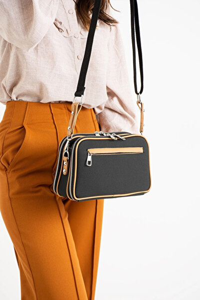 Just Polo Women's New Season Medium Size Lacos Fabric 5 Compartment Postman S...