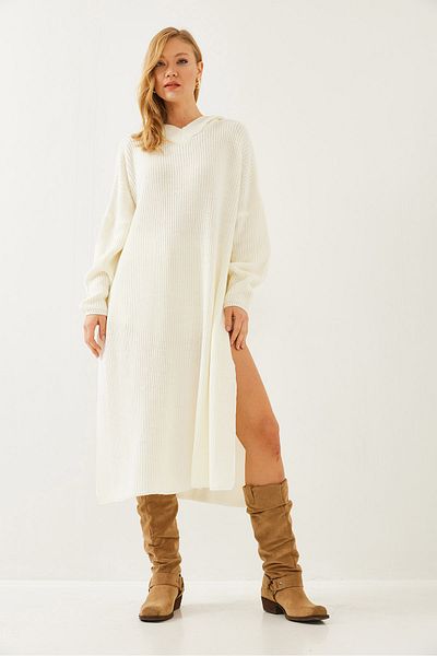 Detua Women's Hooded Long Poncho