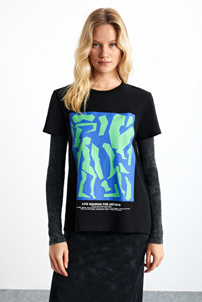 GRIMELANGE LUMI Damen bedrucktes schwarzes T-Shirt mit Rundhalsausschnitt und kurzen Ärmeln