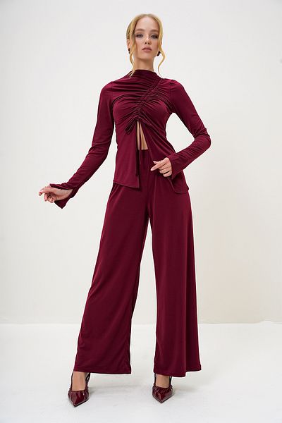 Trend Alaçatı Stili Burgundy Asymmetrical Cutout Sandy Pants and Blouse Set of Two - Stand Collar and Drawstring Detail Alc-X13187