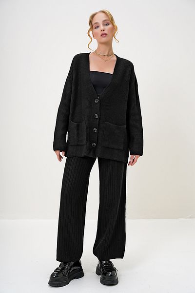 Trend Alaçatı Stili Women's Black V-Neck Double Pocket Buttoned Knitwear Cardigan and Trousers Suit Alc-X13217