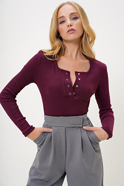 Trend Alaçatı Stili Kadın Bordo Çıtçıtlı Zımparalı Kaşkorse Bluz MDS-345-BLZ