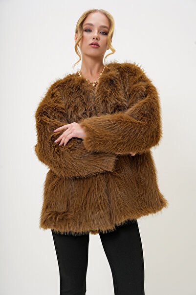 Trend Alaçatı Stili Women's Milk Coffee Crew Neck Lined Fur Coat Alc-X13210