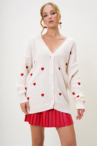 Trend Alaçatı Stili Women's Ecru V-Neck Heart Embroidered Midi Length Knitwear Cardigan Alc-X12983