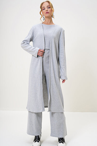 Trend Alaçatı Stili Kadın Grimelanj Omzu Vatkalı Bisiklet Yaka Bluz Pantolon Ve Hırkalı Set Takım ALC-X4710-RV