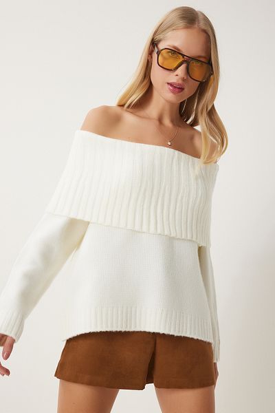 Happiness İstanbul Women's Ecru Madonna Collar Knitwear Sweater Mt00156