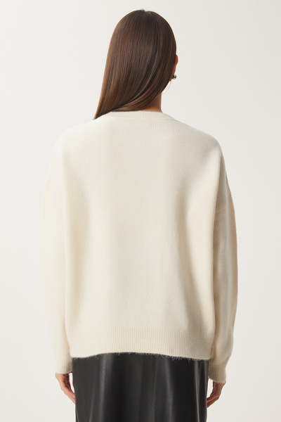 Happiness İstanbul Women's Ecru Floral Detailed Knitwear Sweater Pf00103