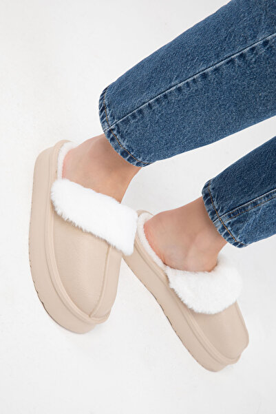 SOHO Béžové dámské pantofle 20005