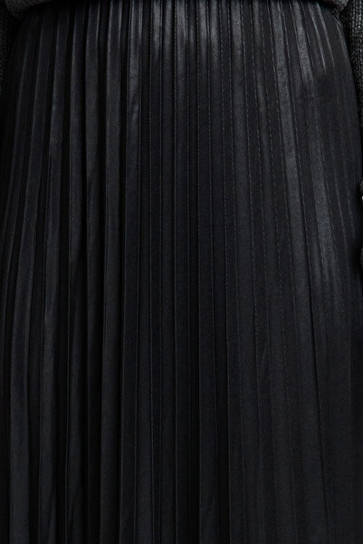 Edit by Trendyol Black Pleated Long Stretchy Knitted Skirt Tedaw25Ee00004