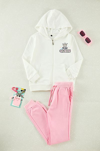TRENDYOLKIDS Ecru Girl's Slogan Knitted Bottom-Top Suit Tkdaw25Au00040