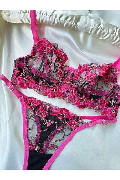 dem merys Floral Underwire Bra Set (Opportunity Product)