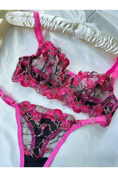 dem merys Floral Underwire Bra Set (Opportunity Product)
