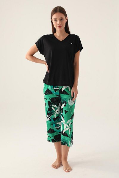 Arnetta V-Neck Floral Patterned Women's Capri Set - 100% Cotton