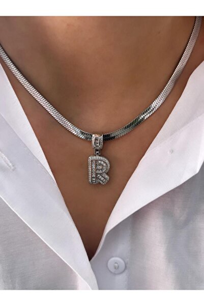 YASİN TOPÇU قلادة فضية على شكل حرف R مقاس 45 سم