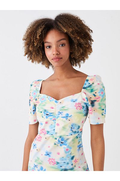 LC Waikiki Rochie de damă din poplin cu mâneci scurte cu model de guler inimă de sezon nou - S3GV83Z8