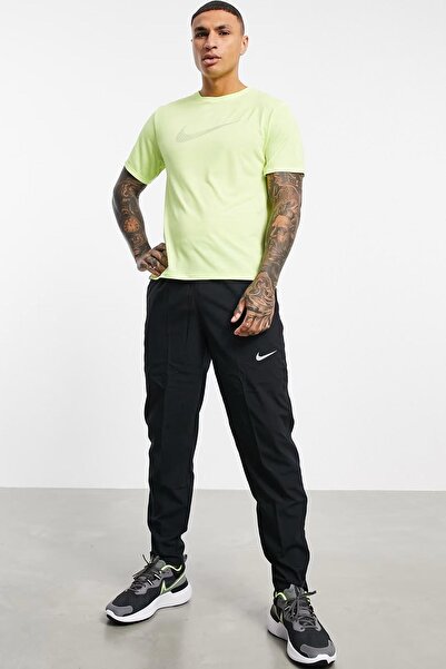 Nike Running Run Division Miler Swoosh Logo T-shirt Κίτρινο αντανακλαστικό ανδρικό μπλουζάκι προπόνησης κίτρινο