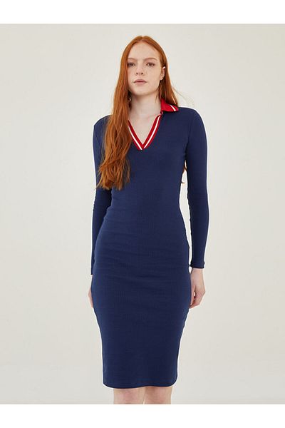 LC Waikiki Γυναικείο φόρεμα Bodycon με μακρυμάνικο καμίζι με ριγέ γιακά πουκάμισου