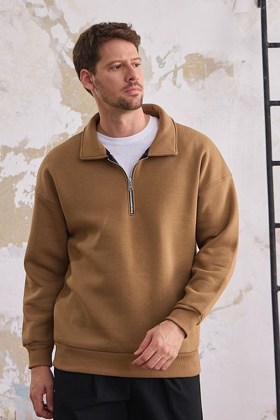 MAXIMILLIAN Men's Caramel Color Regular Fit Half Zipper Sweatshirt