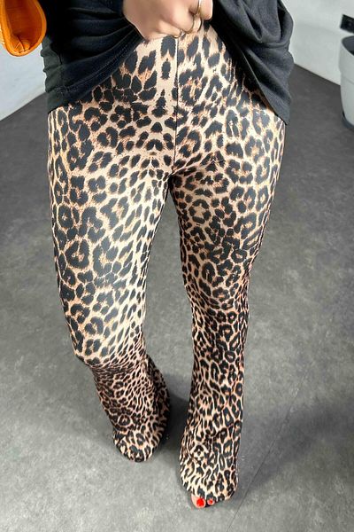 Butik Gardrop Jambiere de damă cu picior evazat și cu imprimeu leopard somon - talie elastică